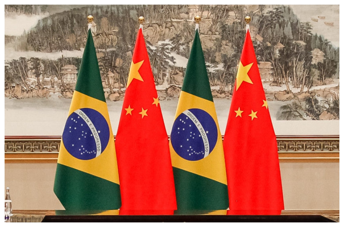 bolsa-brasileira-em-encruzilhada-a-reducao-da-selic-pode-superar-os-desafios-da-china