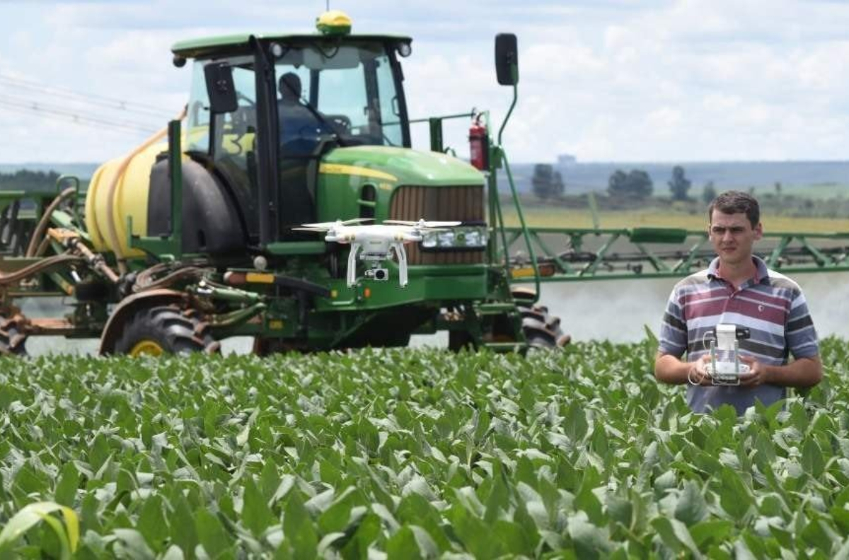 especialista-da-abdi-tecnologia-no-campo-auxilia-nos-ganhos-diarios-dos-produtores